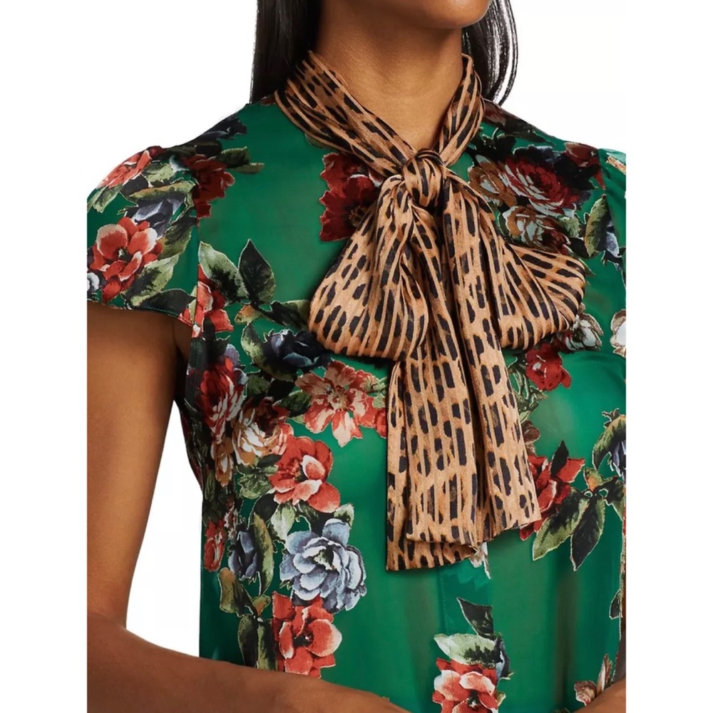 🎀SOLD🎀Alice + Olivia Jeannie Floral Tie Neck Blouse - Picture 4 of 9